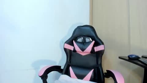 Snapshot of lala_buny chatting on 21, 9, 2025 Lala online show from 21, 9, 2025