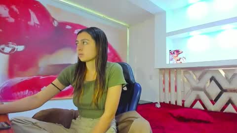 Lala clark online show from 1, 10, 2025