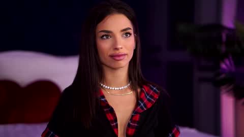 Snapshot of lalaroze chatting on 22, 9, 2025 Lala online show from 22, 9, 2025