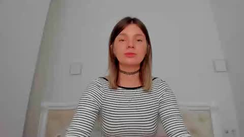 Lallie  online show from 5, 2, 2026