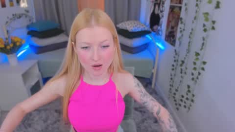 Laly online show from 12, 1, 2025