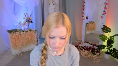 Laly online show from 10, 2, 2025
