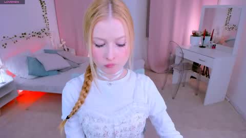 Laly online show from 11, 2, 2025
