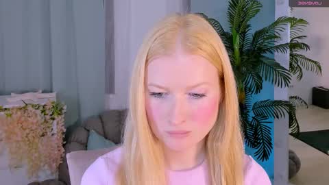 Laly online show from 6, 10, 2025