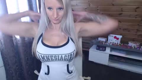Snapshot of lamadrina006 chatting on 13, 2, 2026 LaMadrina006 online show from 13, 2, 2026