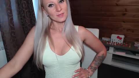 Snapshot of lamadrina006 chatting on 11, 5, 2026 LaMadrina006 online show from 11, 5, 2026