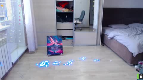 Lana online show from 10, 2, 2025