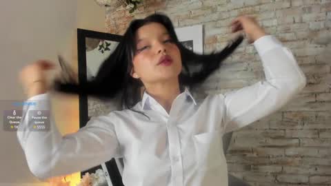 Snapshot of lana_beket_ chatting on 2, 2, 2025 Lana online show from 2, 2, 2025