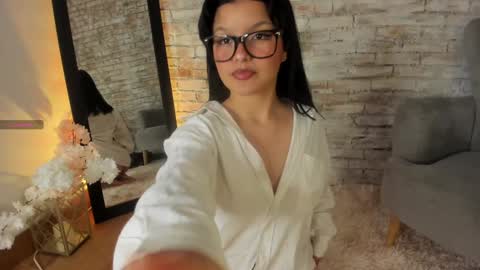 Snapshot of lana_beket_ chatting on 5, 2, 2025 Lana online show from 5, 2, 2025