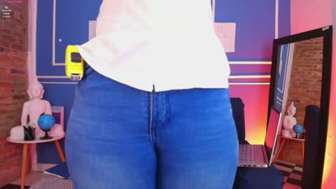  Lana  online show from 15, 4, 2026