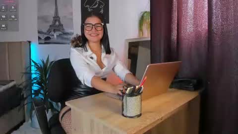 Snapshot of lana_beket_ chatting on 17, 6, 2026 Lana online show from 17, 6, 2026