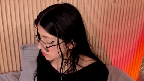 ... .          . ... online show from 19, 12, 2025