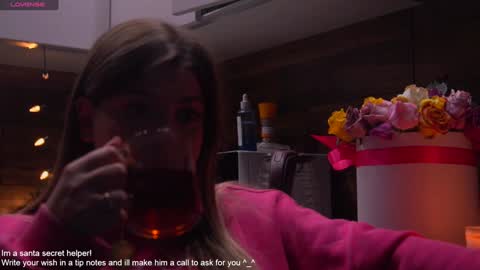 Alana online show from 5, 1, 2025