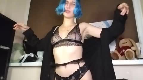 Snapshot of lana_tews chatting on 1, 10, 2025 lana_tews online show from 1, 10, 2025