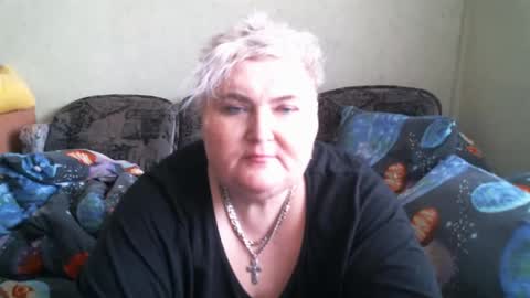 lanacat555 online show from 25, 2, 2025