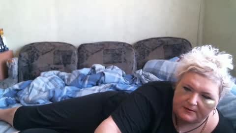 lanacat555 online show from 13, 9, 2025