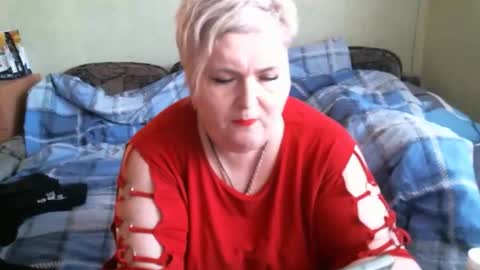 lanacat555 online show from 15, 9, 2025