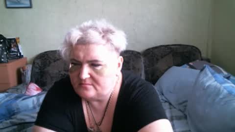 lanacat555 online show from 20, 9, 2025