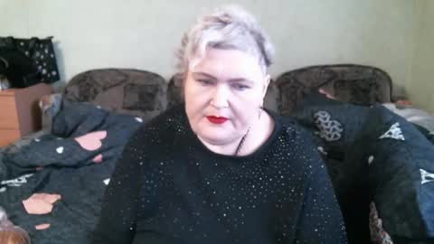 lanacat555 online show from 11, 11, 2025