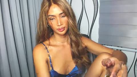 Lana online show from 3, 2, 2025