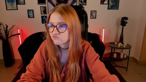 Snapshot of lanafitch chatting on 24, 5, 2026 lana online show from 24, 5, 2026
