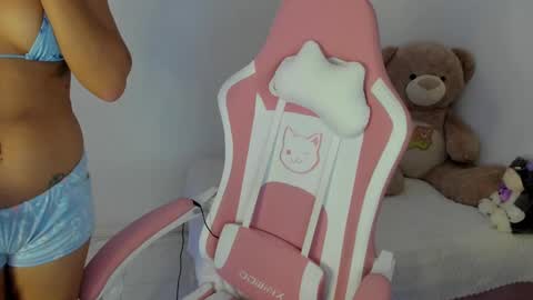 Lana  online show from 13, 2, 2025