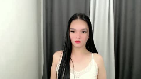 Snapshot of lanawyatt_ chatting on 27, 10, 2025 lanawyatt_ online show from 27, 10, 2025