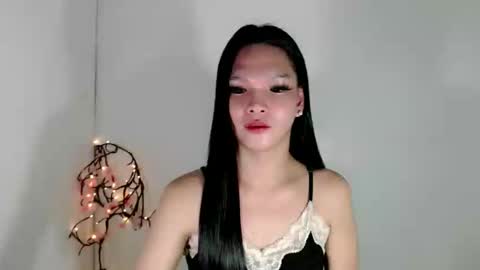 Snapshot of lanawyatt_ chatting on 13, 11, 2025 lanawyatt_ online show from 13, 11, 2025