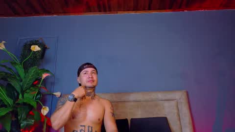 Lance  Max  online show from 25, 3, 2026