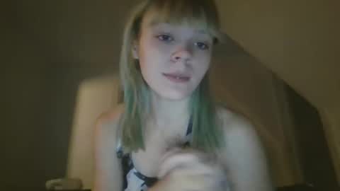 Snapshot of laneybel chatting on 14, 12, 2025 laneybel online show from 14, 12, 2025