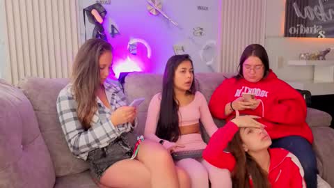 lanna_as online show from 14, 3, 2026