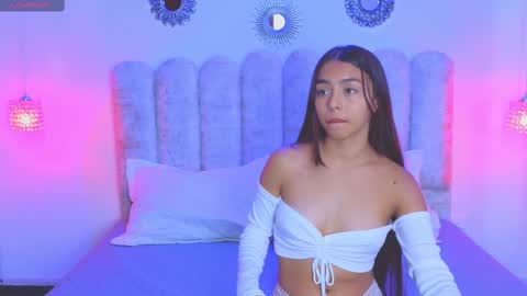 Snapshot of lanna_brunette chatting on 3, 2, 2025 lanna_brunette online show from 3, 2, 2025