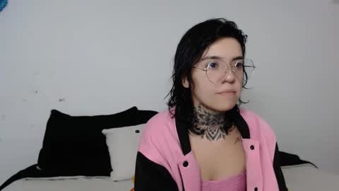 Snapshot of lannie_gonzales chatting on 16, 1, 2025 LANNIE   online show from 16, 1, 2025