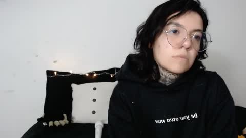 Snapshot of lannie_gonzales chatting on 17, 1, 2025 LANNIE   online show from 17, 1, 2025