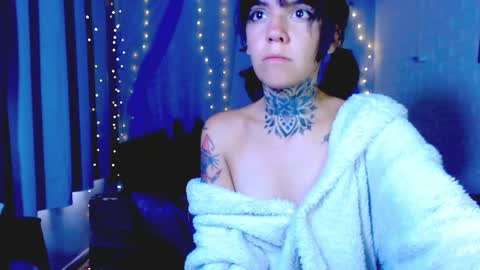 LANNIE   online show from 12, 4, 2026