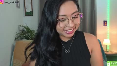 Lara  online show from 12, 4, 2026