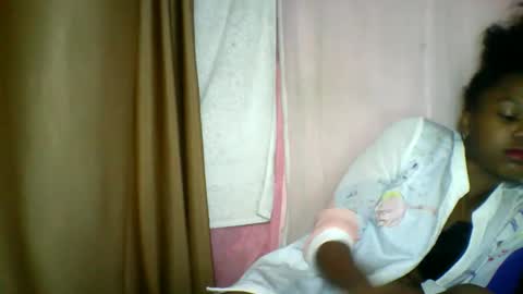 Snapshot of lara_belle chatting on 15, 5, 2026 lara_belle online show from 15, 5, 2026