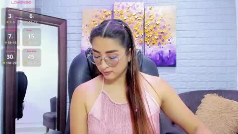      700  200   online show from 19, 11, 2025