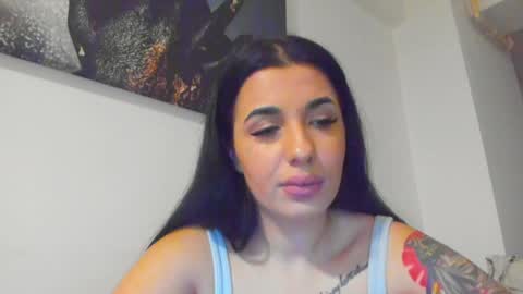 Snapshot of lara_squirtx chatting on 10, 1, 2025 Lara online show from 10, 1, 2025