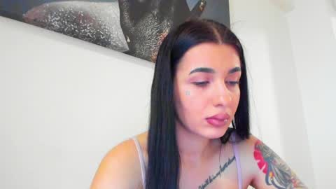 Snapshot of lara_squirtx chatting on 29, 1, 2025 Lara online show from 29, 1, 2025