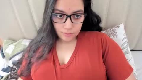 Snapshot of laracamille chatting on 22, 2, 2026 lara online show from 22, 2, 2026