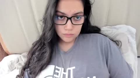 Snapshot of laracamille chatting on 27, 2, 2026 lara online show from 27, 2, 2026