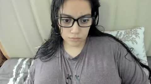 Snapshot of laracamille chatting on 9, 3, 2026 lara online show from 9, 3, 2026