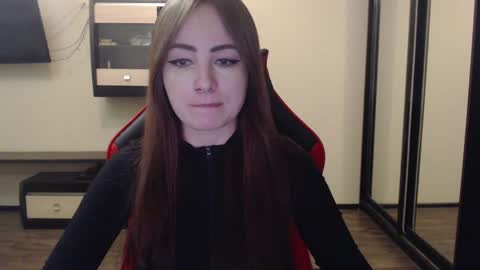 Laralianna online show from 6, 1, 2025