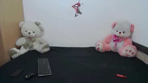 Snapshot of larapoison chatting on 18, 11, 2025 larapoison online show from 18, 11, 2025