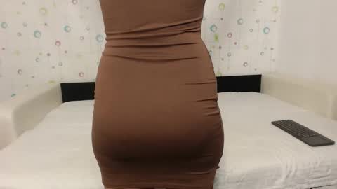 Snapshot of larataylorrr chatting on 9, 10, 2025 larataylorrr online show from 9, 10, 2025