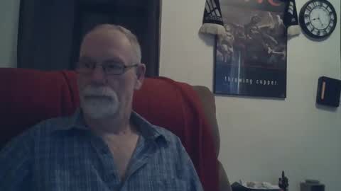 Larbie online show from 1, 1, 2025