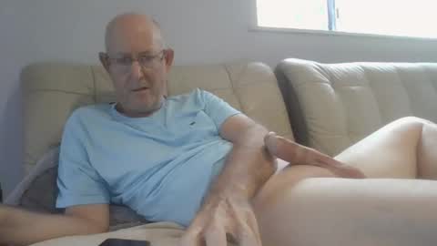 largerthan-   say hi on entry online show from 8, 3, 2026