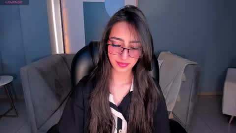 Snapshot of larisasmirnov chatting on 29, 10, 2025 Larisa Smirnov online show from 29, 10, 2025