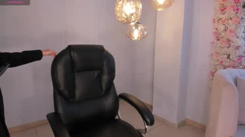 Snapshot of larisasmirnov chatting on 25, 11, 2025 Larisa Smirnov online show from 25, 11, 2025